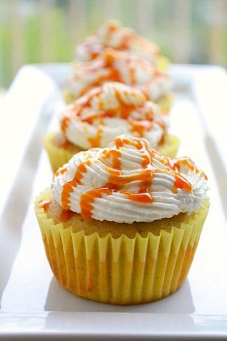 Caramel Apple Pie Cupcakes