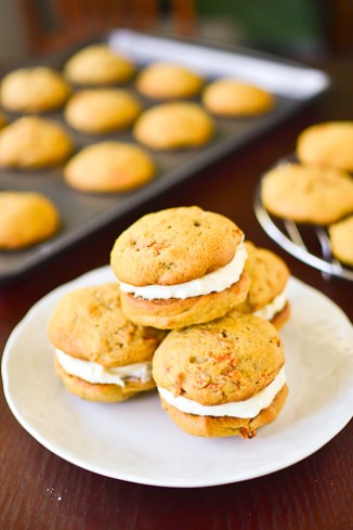 Carrot Cake Whoopie Pies
