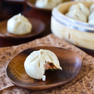 Steamed Pork Buns (Bao Zi)