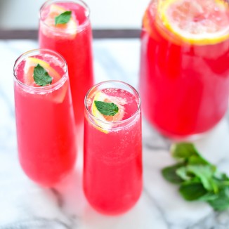 Thirsty Thursdays: Pomegranate Lemonade Spritzers