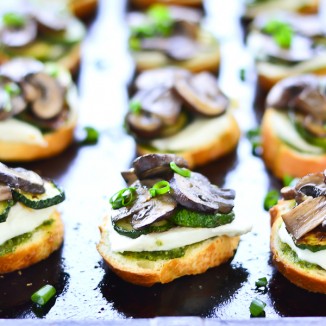Veggie, Mozzarella & Pesto Crostini + Amsterdam