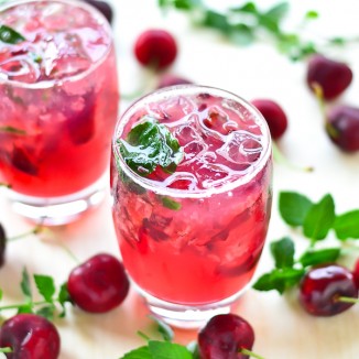 Thirsty Thursdays: Fresh Cherry Champagne Mojitos