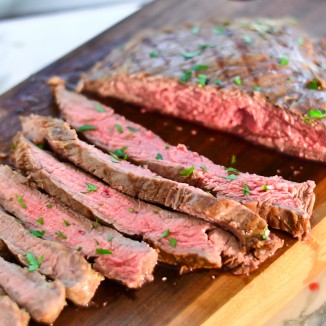 California-Style Garlic Pepper Steak