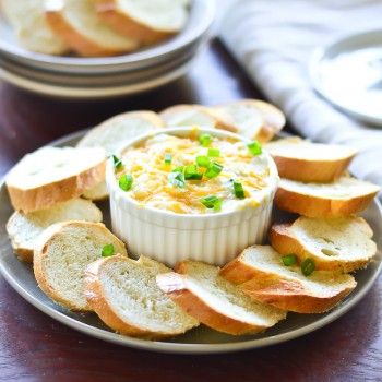 Snacktastic Sundays: Three Cheese Crab Dip