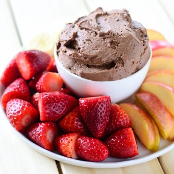 Snacktastic Sundays: Easy Chocolate Fruit Dip